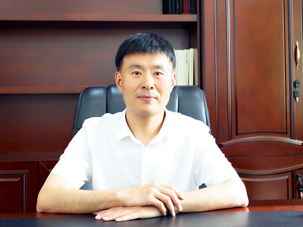 党委副书记、校长 姚远